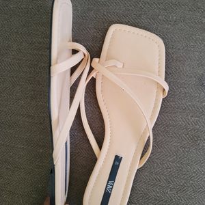Flat Sandal